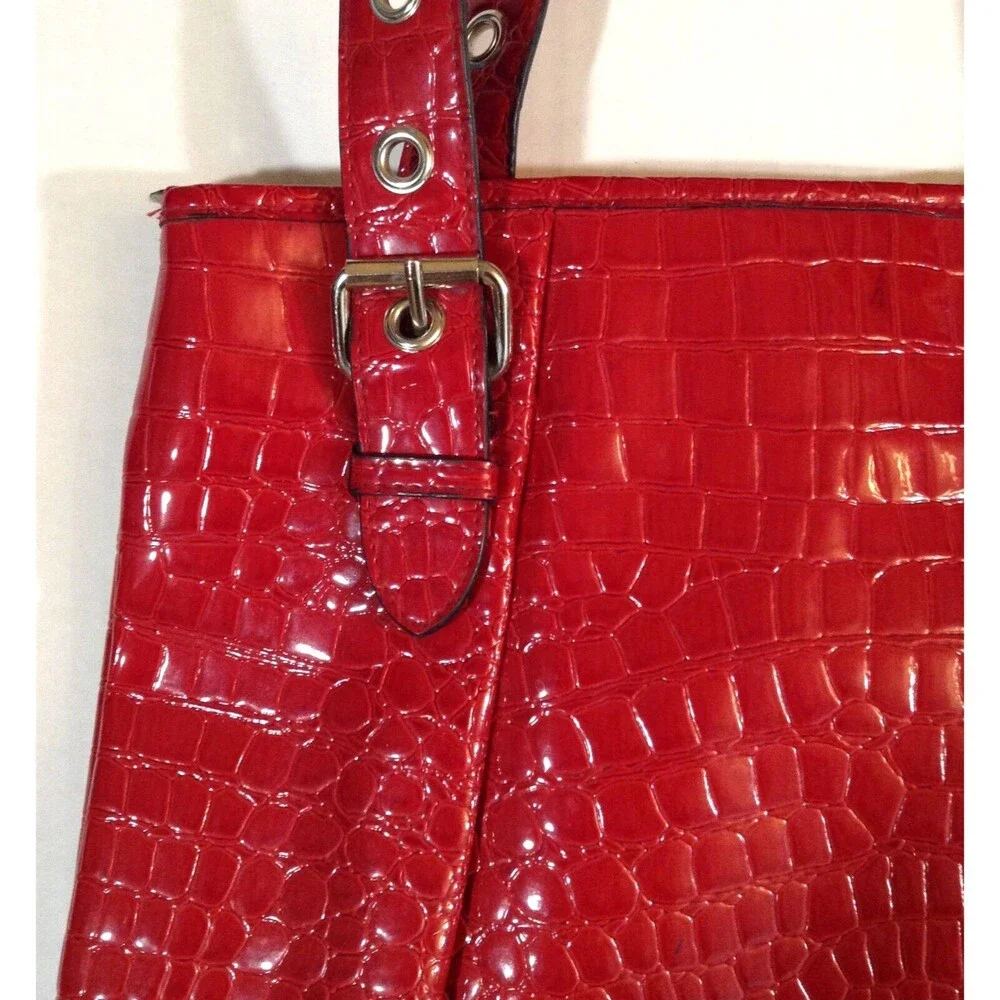 Bueno Tote Bucket Purse Large Red Glazed Bag Faux Croc Leather Travel Dbl Handle
